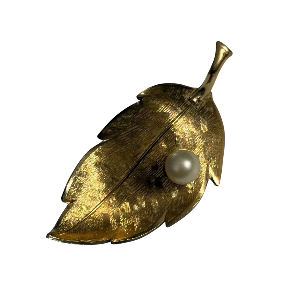 Krementz Leaf Brooch Pin Gold Tone Textured Leaf w/ Pearl Vintage‎ Nature Dainty